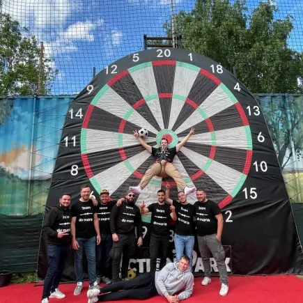 Footdarts